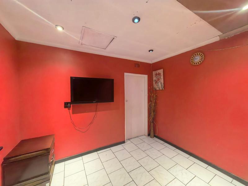 3 Bedroom Property for Sale in Fleurhof Gauteng