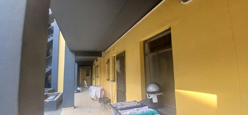2 Bedroom Property for Sale in Fleurhof Gauteng