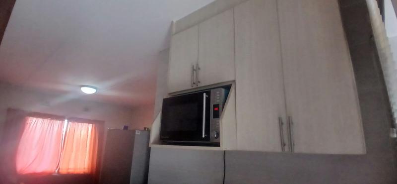2 Bedroom Property for Sale in Fleurhof Gauteng