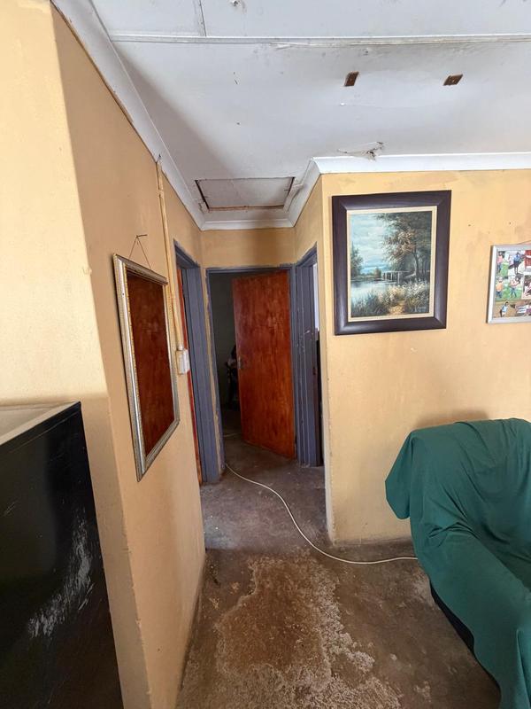 2 Bedroom Property for Sale in Fleurhof Gauteng