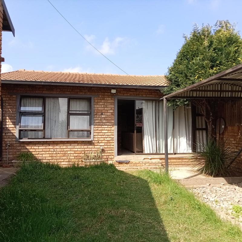 2 Bedroom Property for Sale in Krugersdorp Gauteng