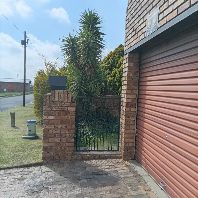 2 Bedroom Property for Sale in Krugersdorp Gauteng