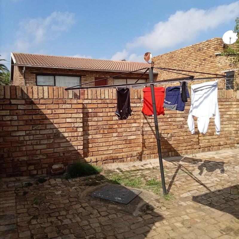 2 Bedroom Property for Sale in Krugersdorp Gauteng