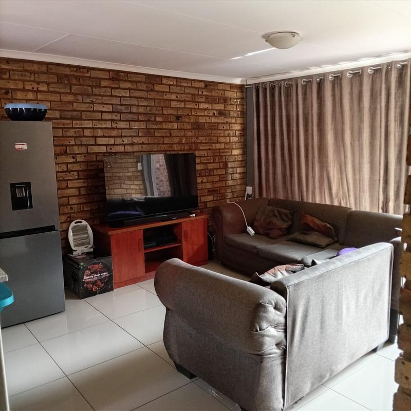 2 Bedroom Property for Sale in Krugersdorp Gauteng