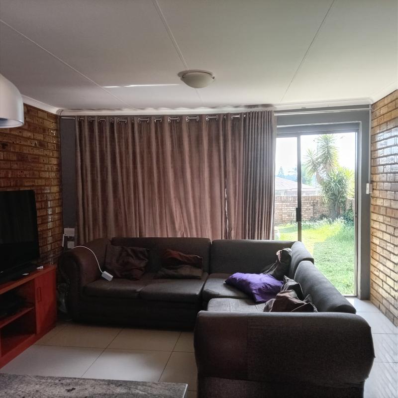 2 Bedroom Property for Sale in Krugersdorp Gauteng