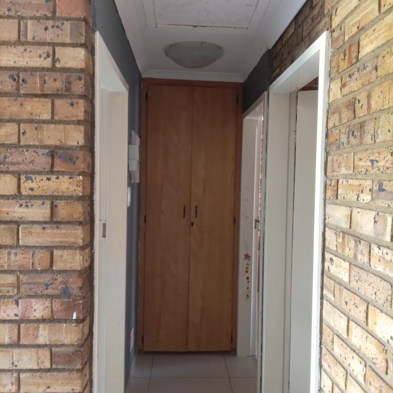 2 Bedroom Property for Sale in Krugersdorp Gauteng