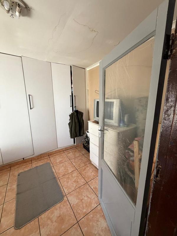 2 Bedroom Property for Sale in Meadowlands Gauteng