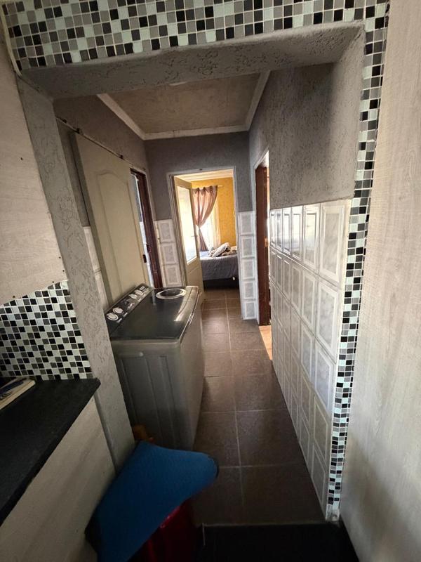 2 Bedroom Property for Sale in Meadowlands Gauteng