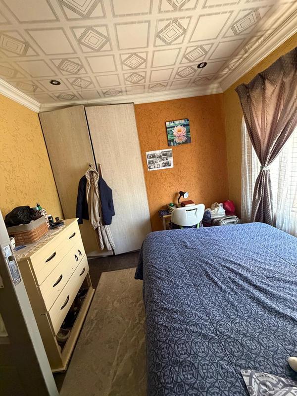 2 Bedroom Property for Sale in Meadowlands Gauteng