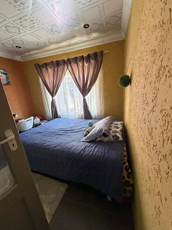 2 Bedroom Property for Sale in Meadowlands Gauteng