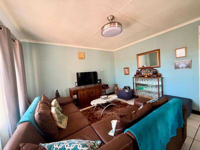 3 Bedroom Property for Sale in Vanderbijlpark Cw 6 Gauteng