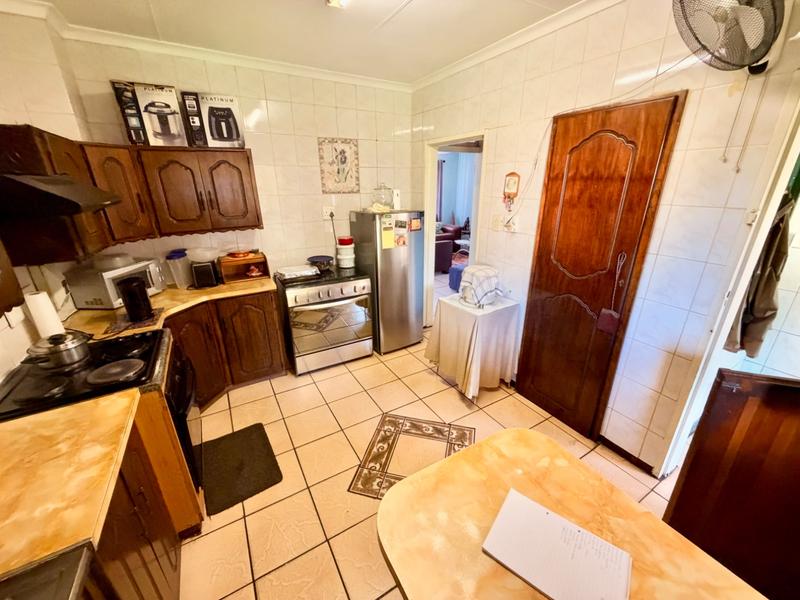 3 Bedroom Property for Sale in Vanderbijlpark Cw 6 Gauteng
