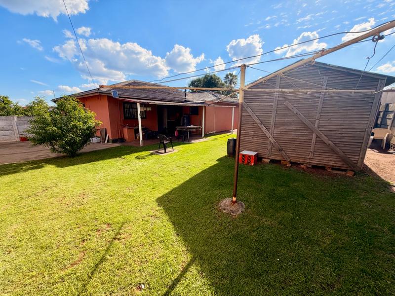 3 Bedroom Property for Sale in Vanderbijlpark Cw 6 Gauteng