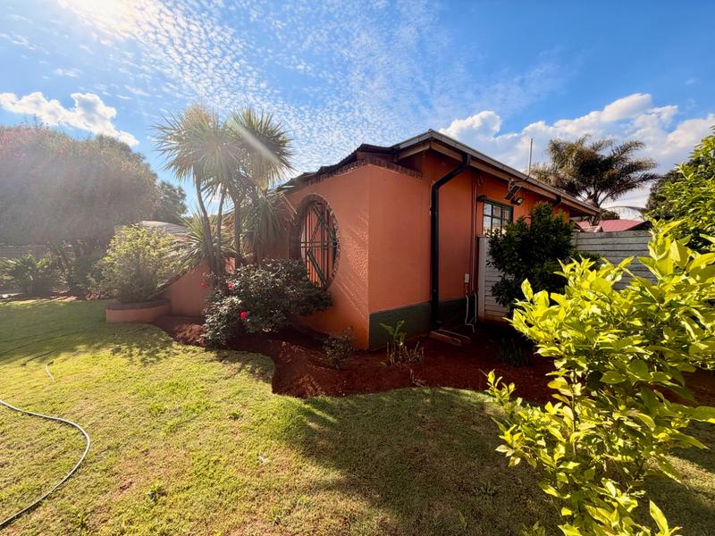 3 Bedroom Property for Sale in Vanderbijlpark Cw 6 Gauteng