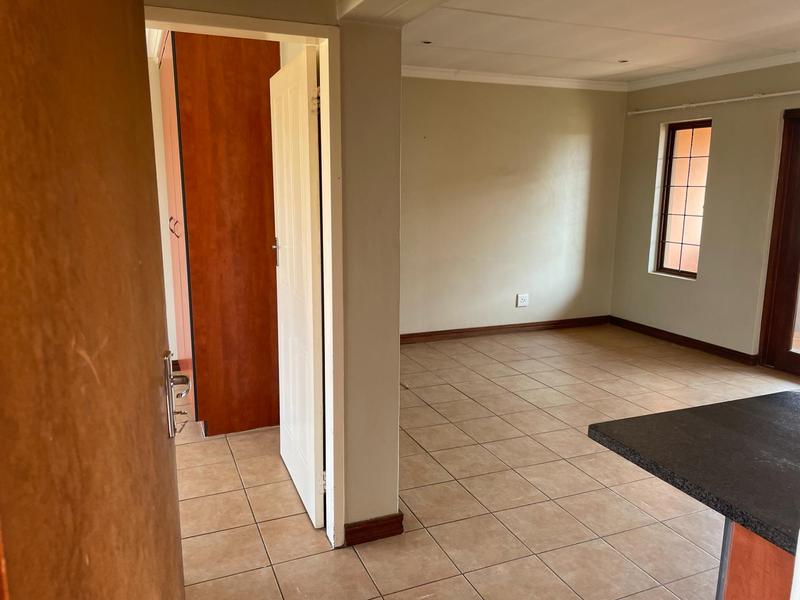 To Let 2 Bedroom Property for Rent in Montana Tuine Gauteng