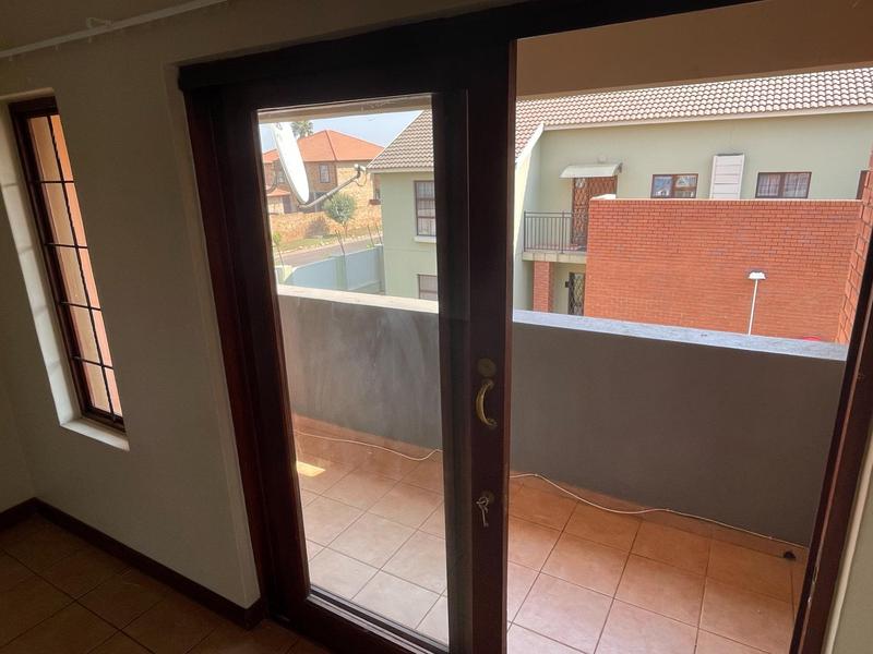 To Let 2 Bedroom Property for Rent in Montana Tuine Gauteng