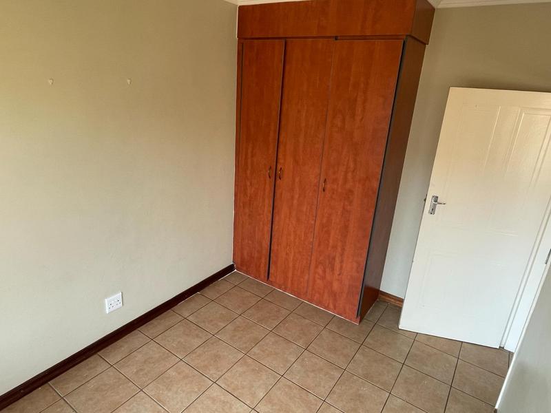 To Let 2 Bedroom Property for Rent in Montana Tuine Gauteng