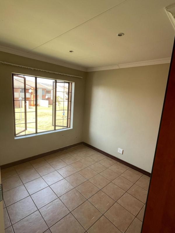 To Let 2 Bedroom Property for Rent in Montana Tuine Gauteng