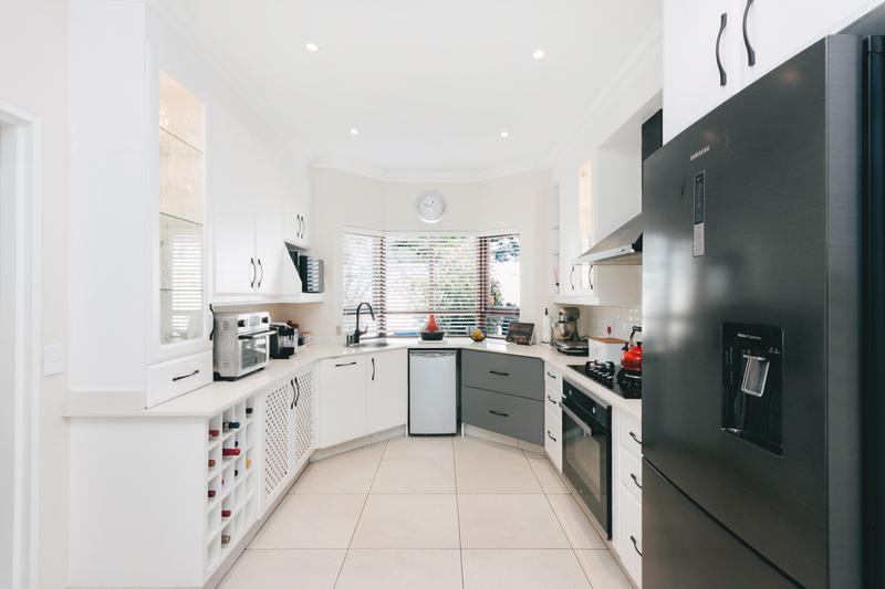4 Bedroom Property for Sale in Lonehill Gauteng