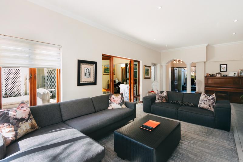 4 Bedroom Property for Sale in Lonehill Gauteng