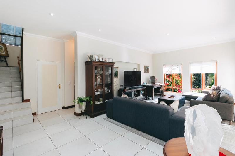 4 Bedroom Property for Sale in Lonehill Gauteng