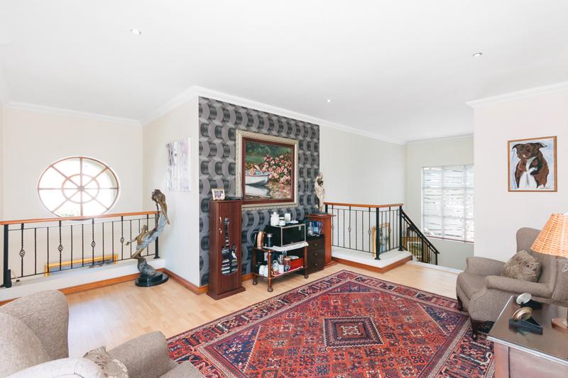 4 Bedroom Property for Sale in Lonehill Gauteng