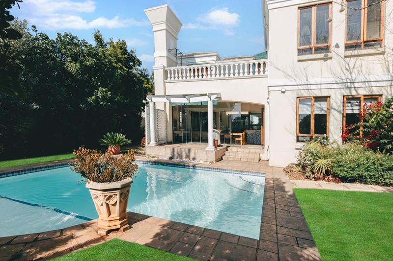 4 Bedroom Property for Sale in Lonehill Gauteng