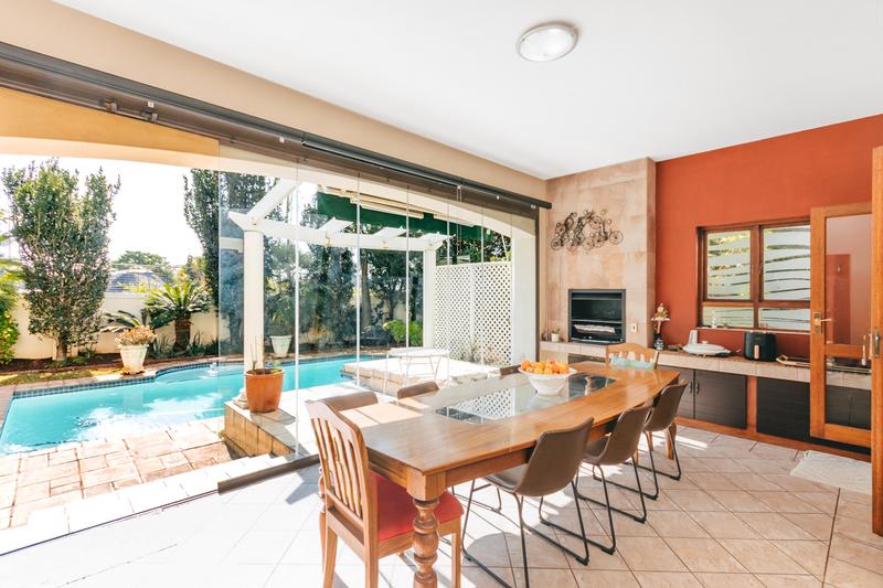 4 Bedroom Property for Sale in Lonehill Gauteng