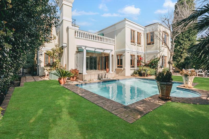 4 Bedroom Property for Sale in Lonehill Gauteng