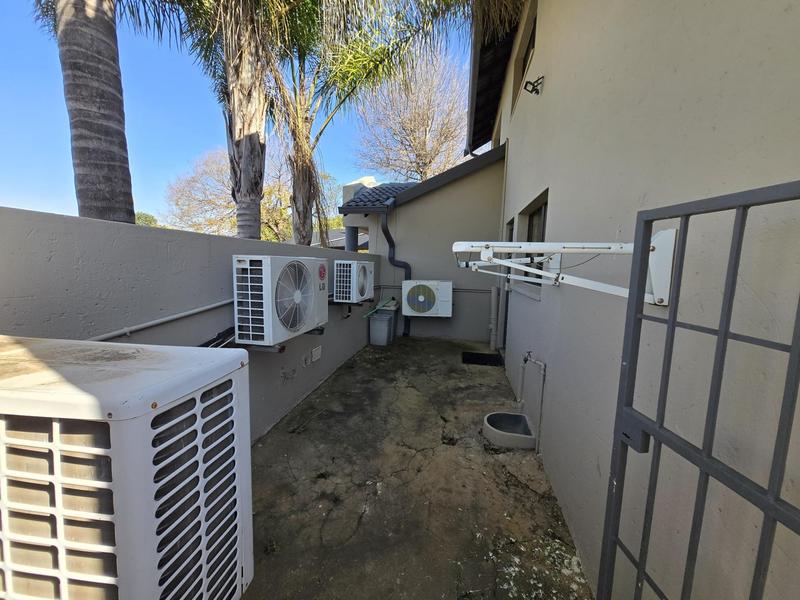 To Let Commercial Property for Rent in Weltevreden Park Gauteng