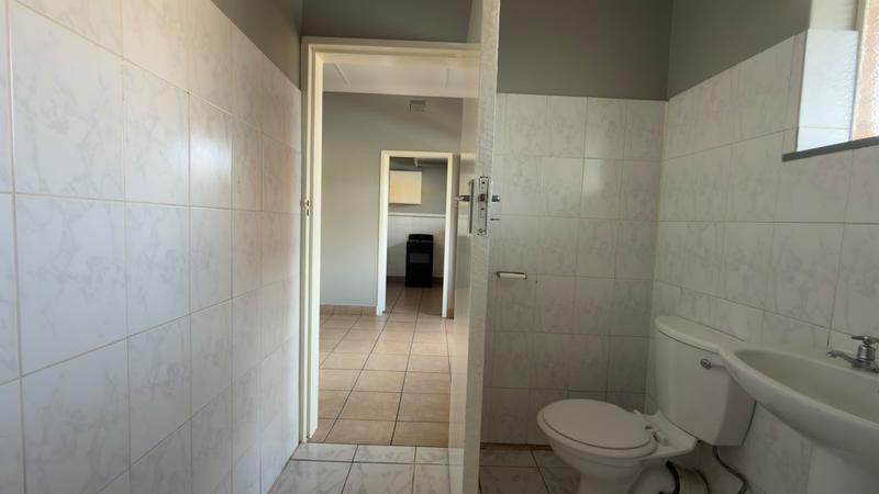 To Let 1 Bedroom Property for Rent in Primrose Gauteng