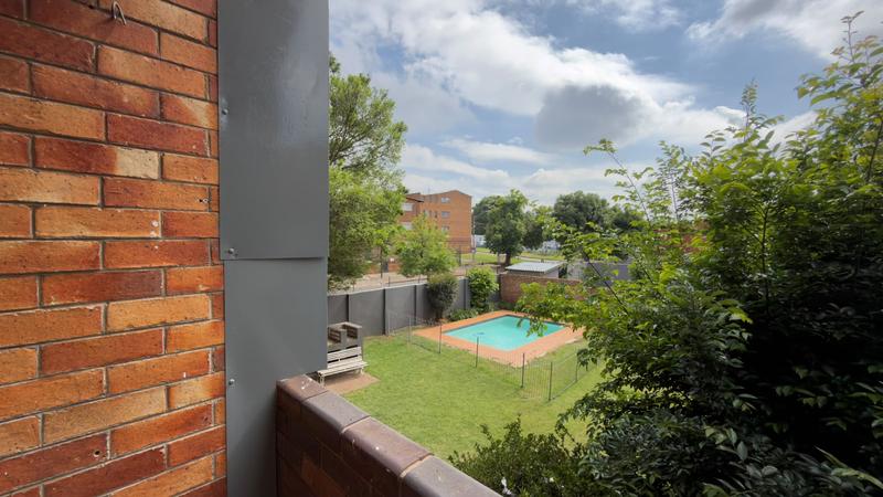 To Let 1 Bedroom Property for Rent in Primrose Gauteng