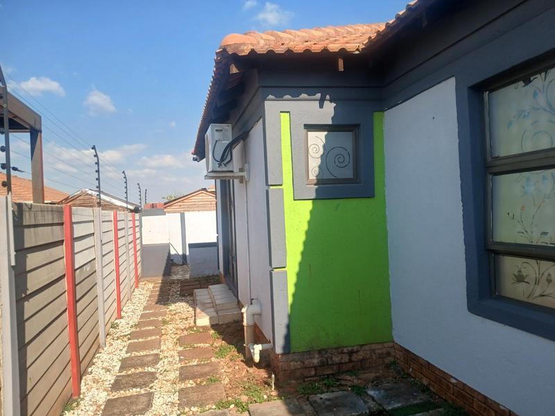 4 Bedroom Property for Sale in The Orchards Gauteng