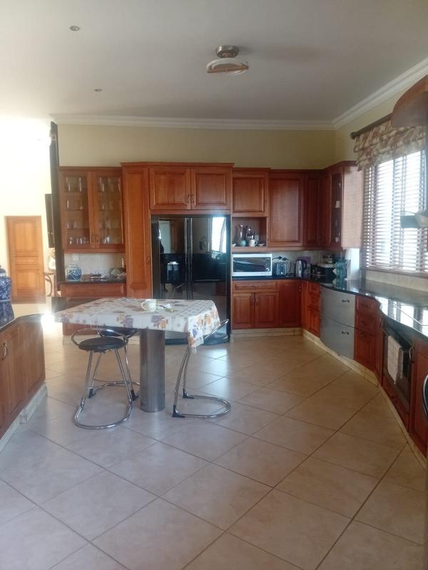 To Let 5 Bedroom Property for Rent in Waterkloof A H Gauteng