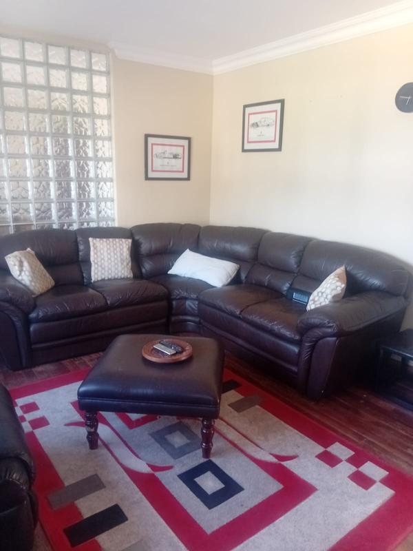 To Let 5 Bedroom Property for Rent in Waterkloof A H Gauteng