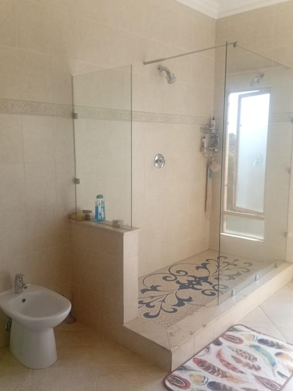 To Let 5 Bedroom Property for Rent in Waterkloof A H Gauteng