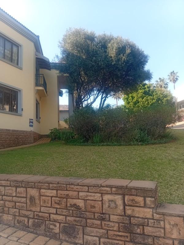 To Let 5 Bedroom Property for Rent in Waterkloof A H Gauteng