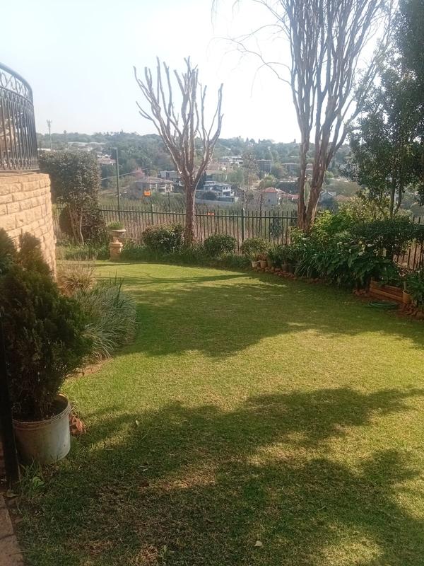 To Let 5 Bedroom Property for Rent in Waterkloof A H Gauteng