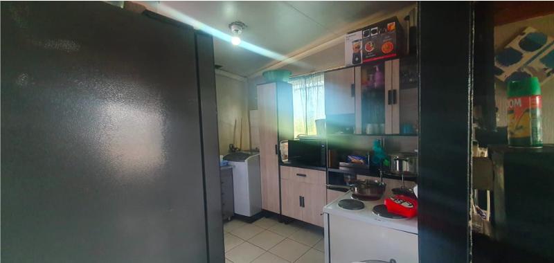 2 Bedroom Property for Sale in Tladi Gauteng