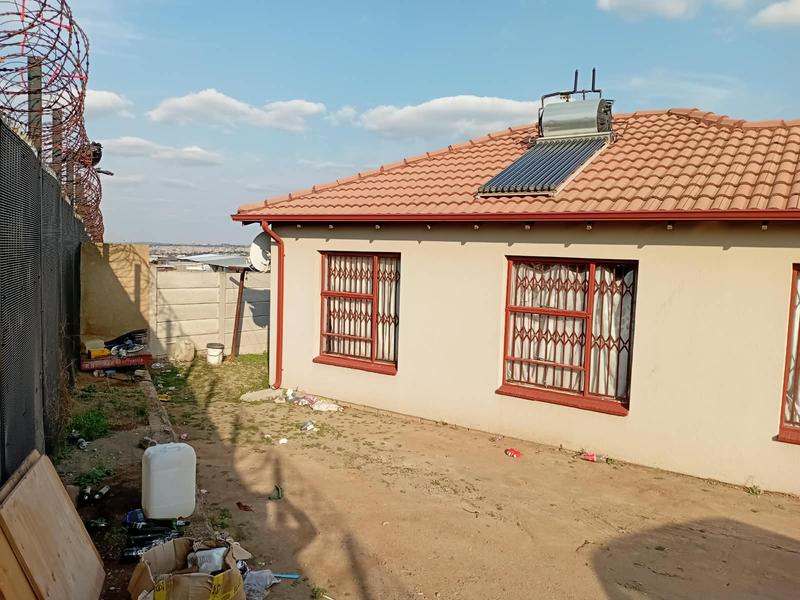3 Bedroom Property for Sale in Kaalfontein Gauteng
