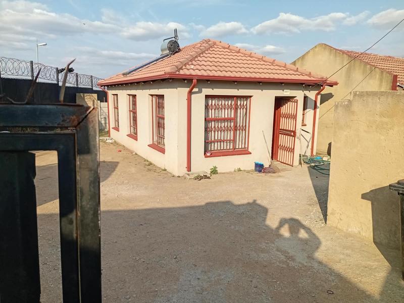 3 Bedroom Property for Sale in Kaalfontein Gauteng