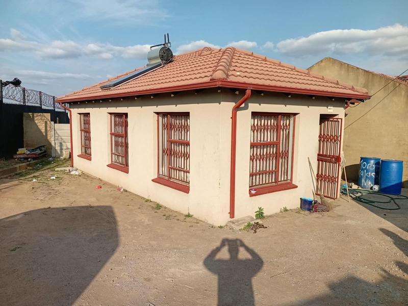 3 Bedroom Property for Sale in Kaalfontein Gauteng