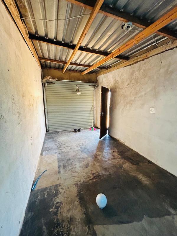 1 Bedroom Property for Sale in Tembisa Gauteng