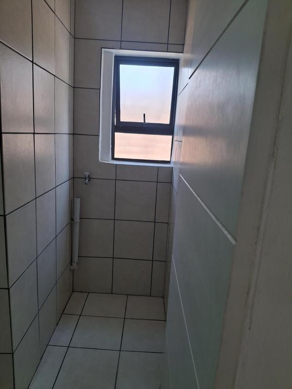To Let 1 Bedroom Property for Rent in Greymont Gauteng