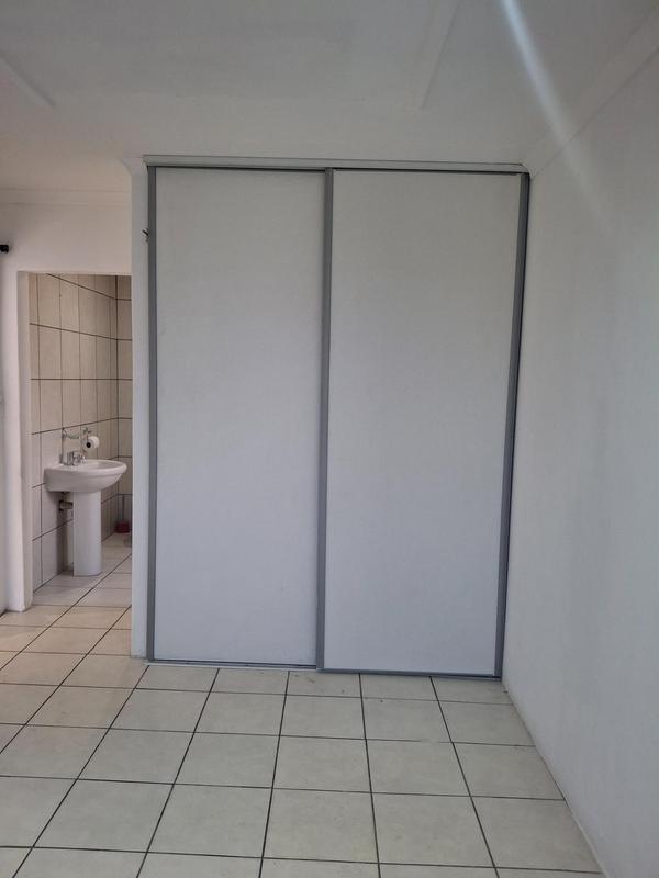To Let 1 Bedroom Property for Rent in Greymont Gauteng