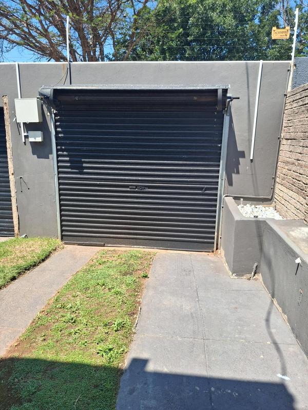 To Let 1 Bedroom Property for Rent in Greymont Gauteng