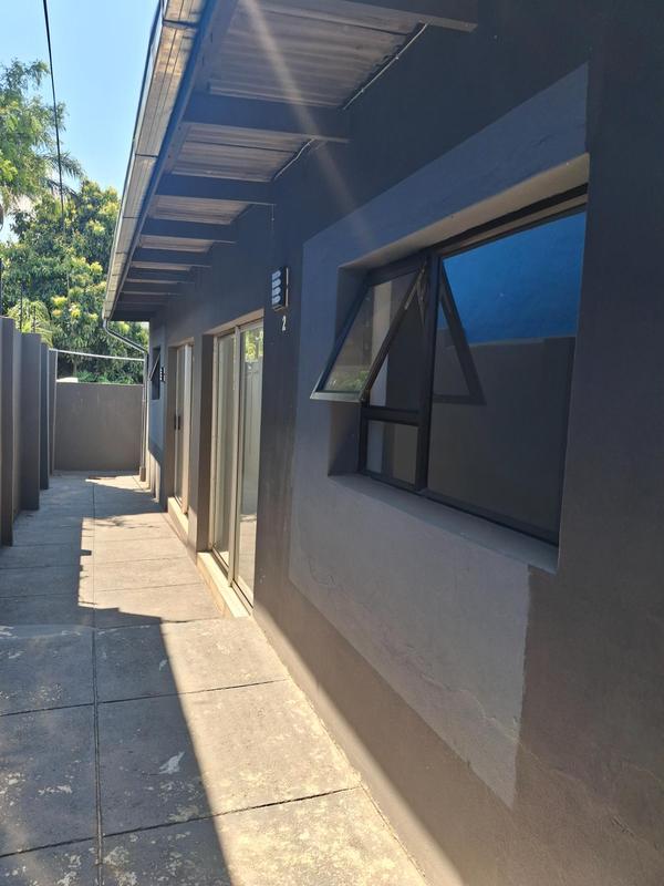 To Let 1 Bedroom Property for Rent in Greymont Gauteng