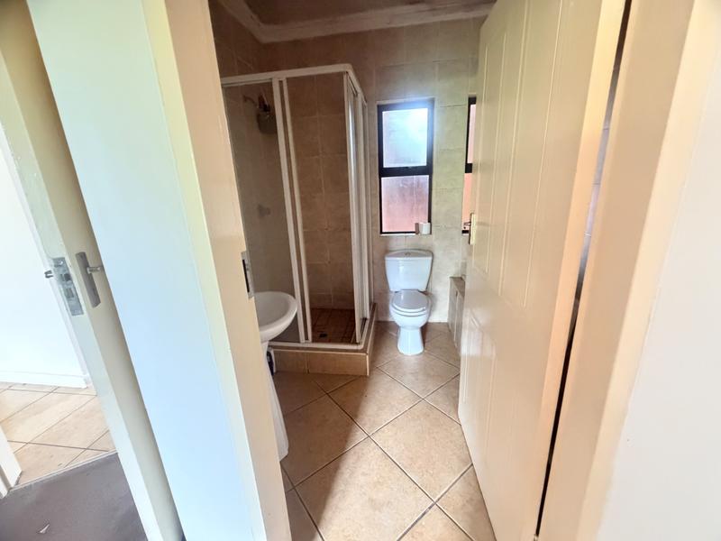 To Let 1 Bedroom Property for Rent in Zwartkop Golf Estate Gauteng