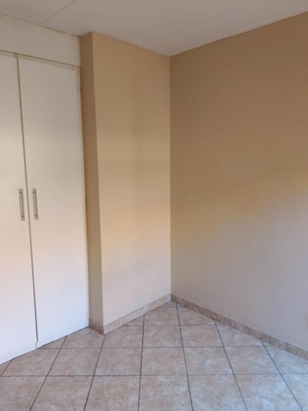 To Let 1 Bedroom Property for Rent in Elspark Gauteng