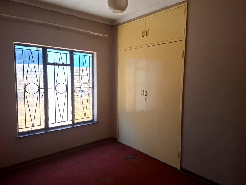 3 Bedroom Property for Sale in Protea North Gauteng